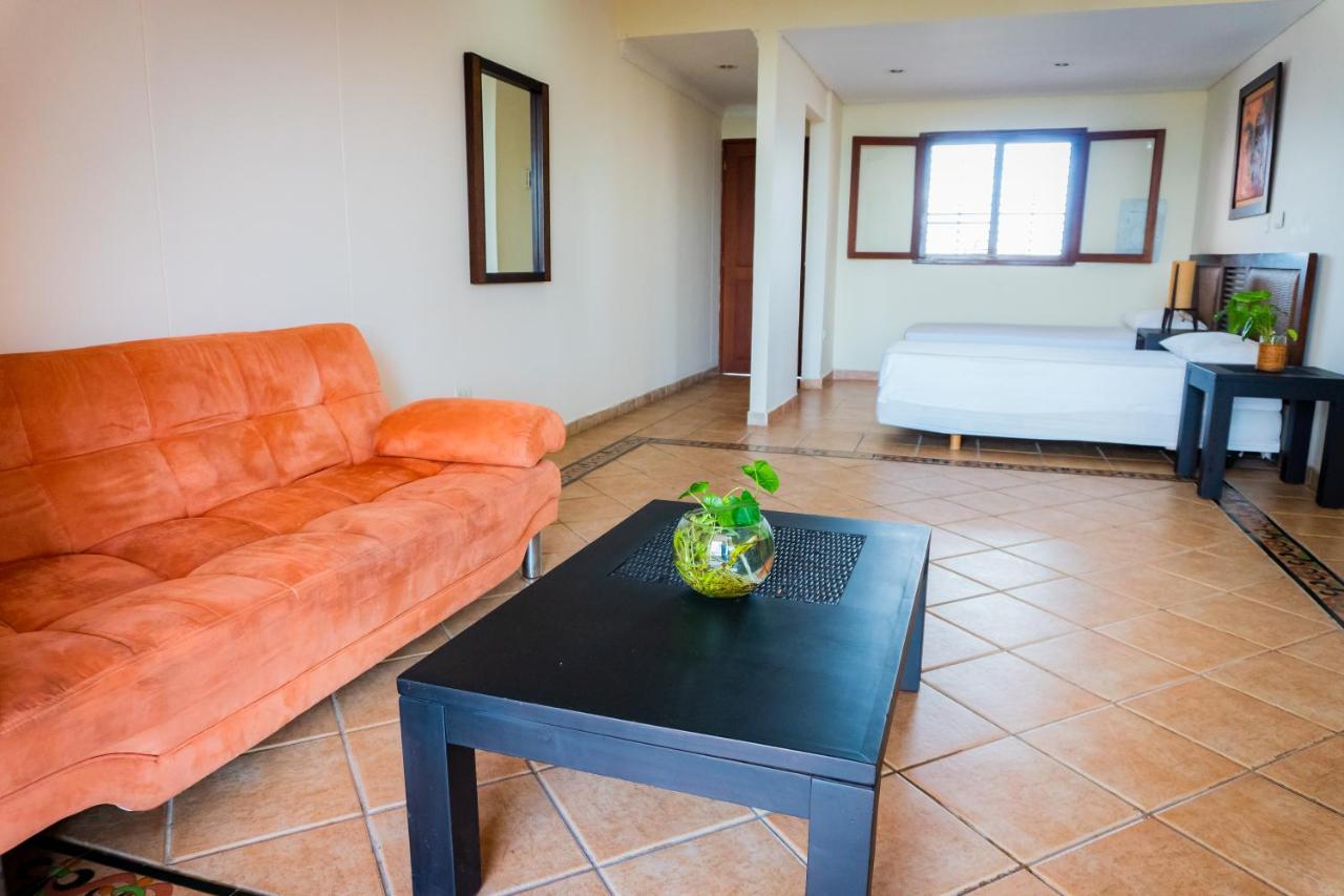 Hotel Penon Suites Girardot Exterior foto
