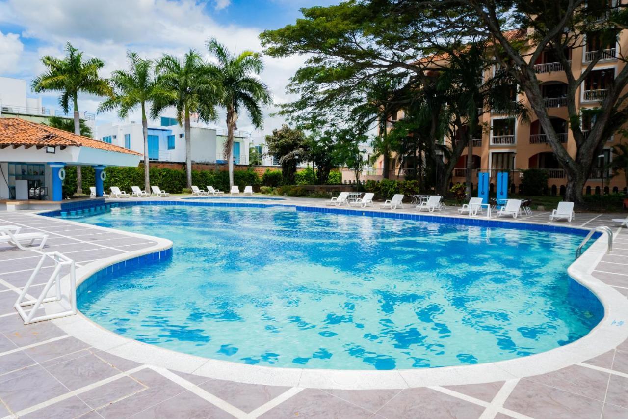 Hotel Penon Suites Girardot Exterior foto