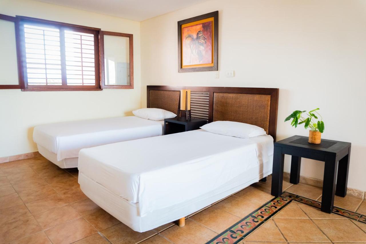 Hotel Penon Suites Girardot Exterior foto
