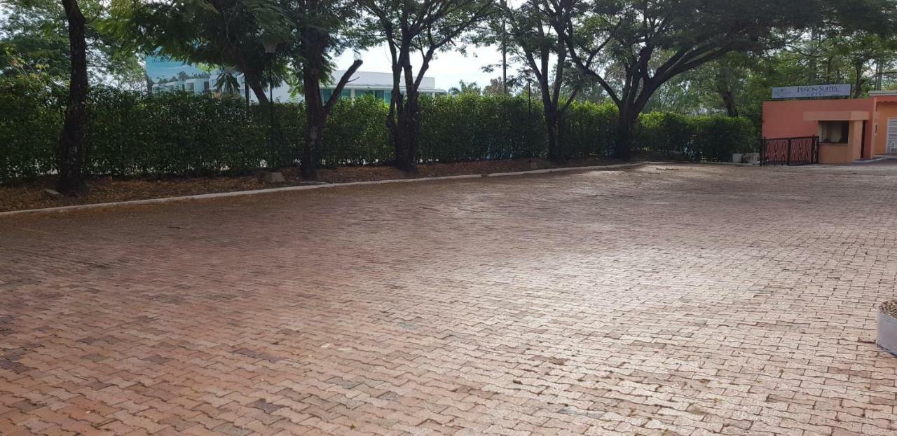 Hotel Penon Suites Girardot Exterior foto