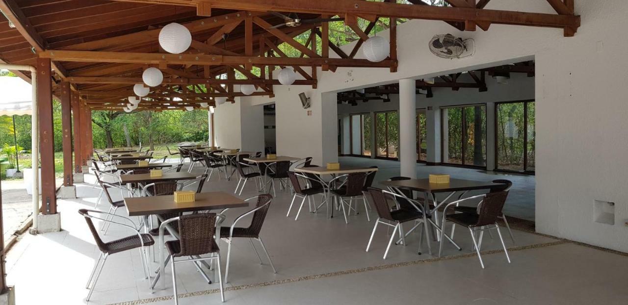 Hotel Penon Suites Girardot Exterior foto