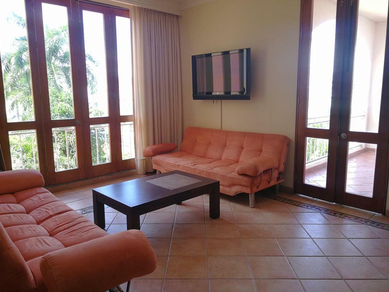 Hotel Penon Suites Girardot Exterior foto