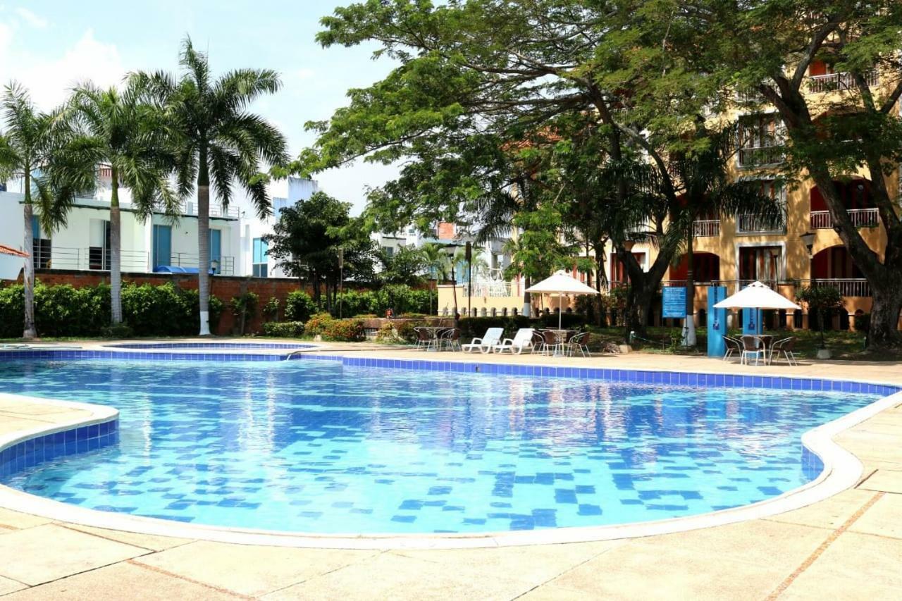 Hotel Penon Suites Girardot Exterior foto